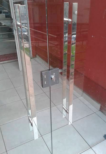 Puxadores em Inox
